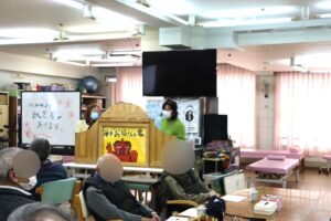 【イベント】介護老人保健施設 名月苑で紙芝居イベントを開催しました